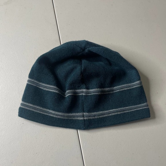 SOLD The North Face Logo Cap Beanie OS - Picture 2 of 2